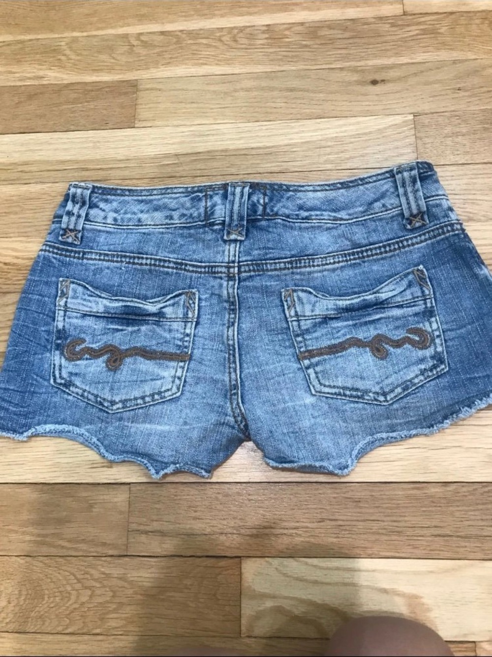 Denim Scallop Hem Women's Shorts in Light Blue